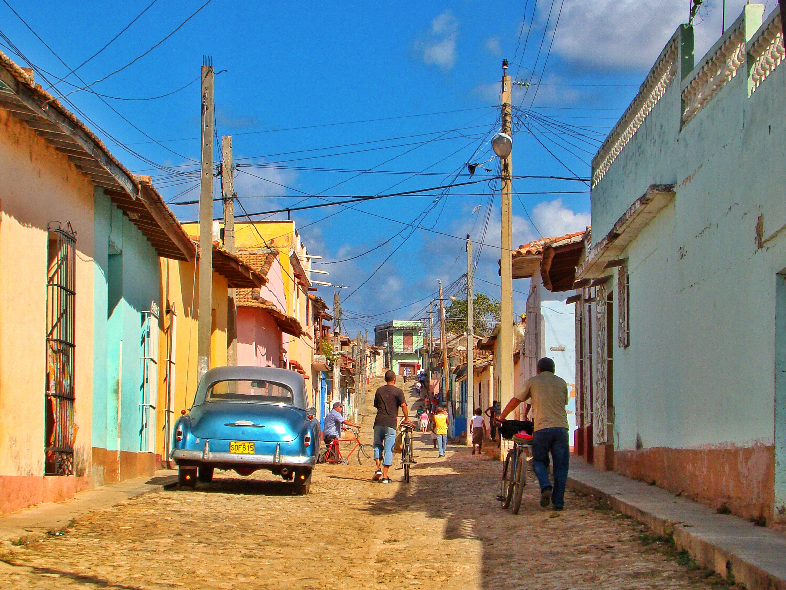 cuba trinidad cars trip history culture classic perfect wallpapers apple spot streetlife worldwanderista travel est100 wanderista