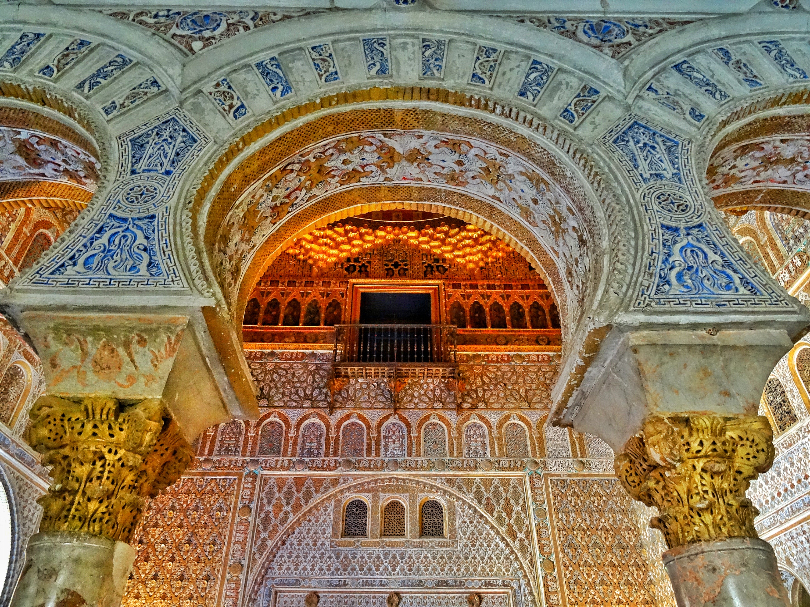 Discover Mudejar architecture at the Real Alcazar - WORLD WANDERISTA2592 x 1944